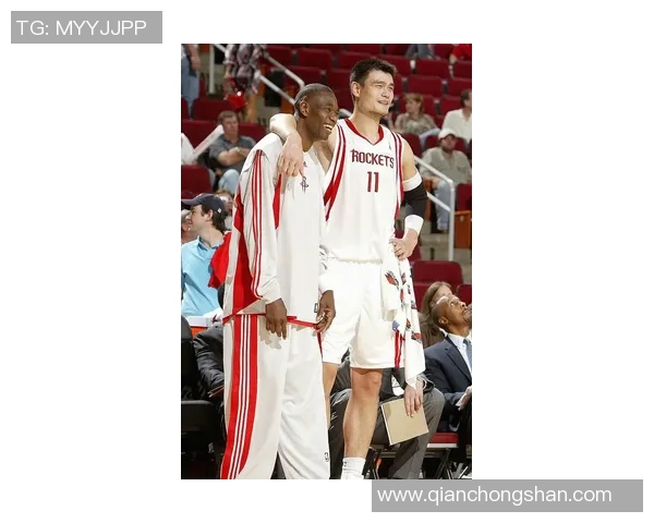 姚明手指投篮的传奇瞬间与篮球技巧的完美结合解析