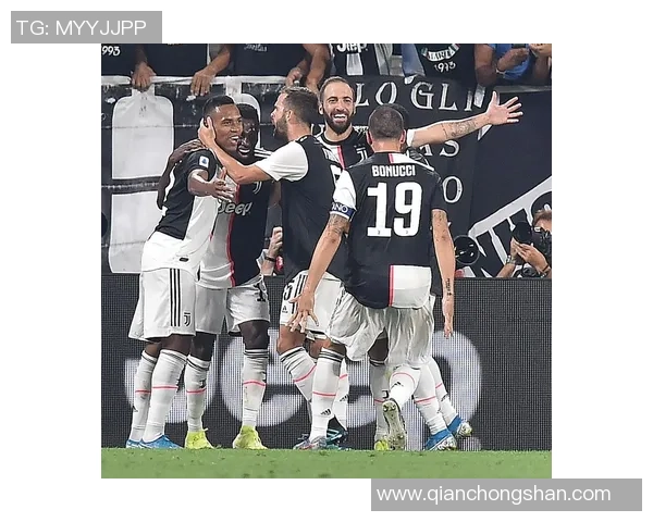 英超激情对决那不勒斯大胜尤文图斯绝杀时刻引发全场狂欢