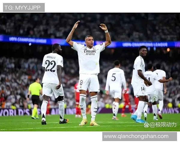 足总杯激战巴黎圣日耳曼与AC米兰0比0平点球大战决胜瞬间解析