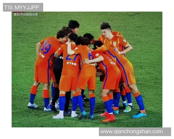 重庆篮球队意识争议引发热议球迷对战术与团队配合的不同看法