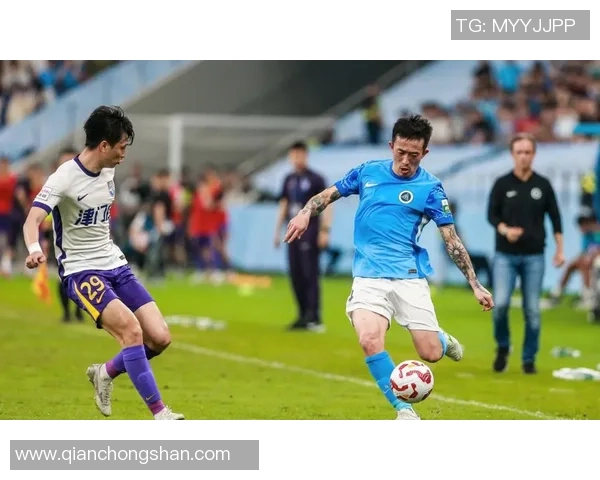 英超赛场尤文图斯大胜马竞争议判罚引发全场热议 英超赛场尤文图斯大胜马竞争议判罚引发全场热议