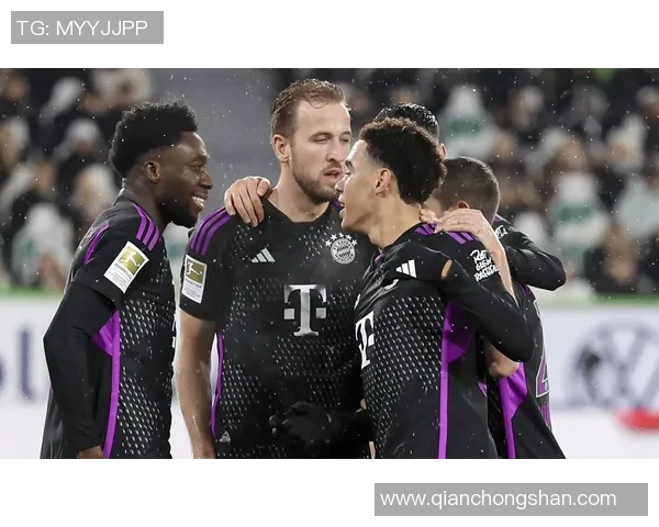 足总杯精彩对决拜仁逆转国米6-2进军下一轮补时进球引发全场狂欢 足总杯精彩对决拜仁逆转国米6-2进军下一轮补时进球引发全场狂欢