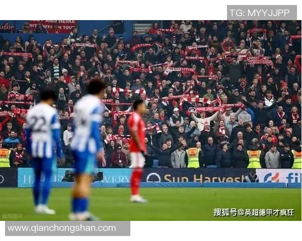 足总杯波尔图与热刺激战成平局赛后点评引发热议与争议 足总杯波尔图与热刺激战成平局赛后点评引发热议与争议