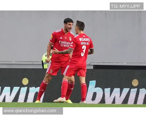 国王杯精彩对决拜仁狂胜本菲卡乌龙球引发全场欢呼