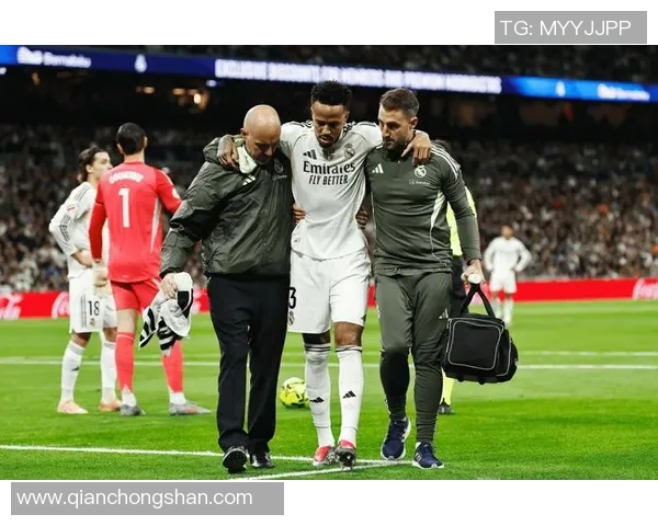 德甲精彩对决曼城与AC米兰战平帽子戏法引发转会热议